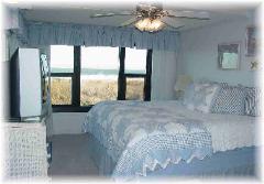 Direct Ocean Front Master Bedroom with King Bed